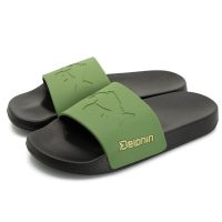 Laarzen, schoenen, slippers