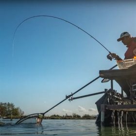 Guru Aventus SR Light Feeder 3,05m 2pc feeder hengel